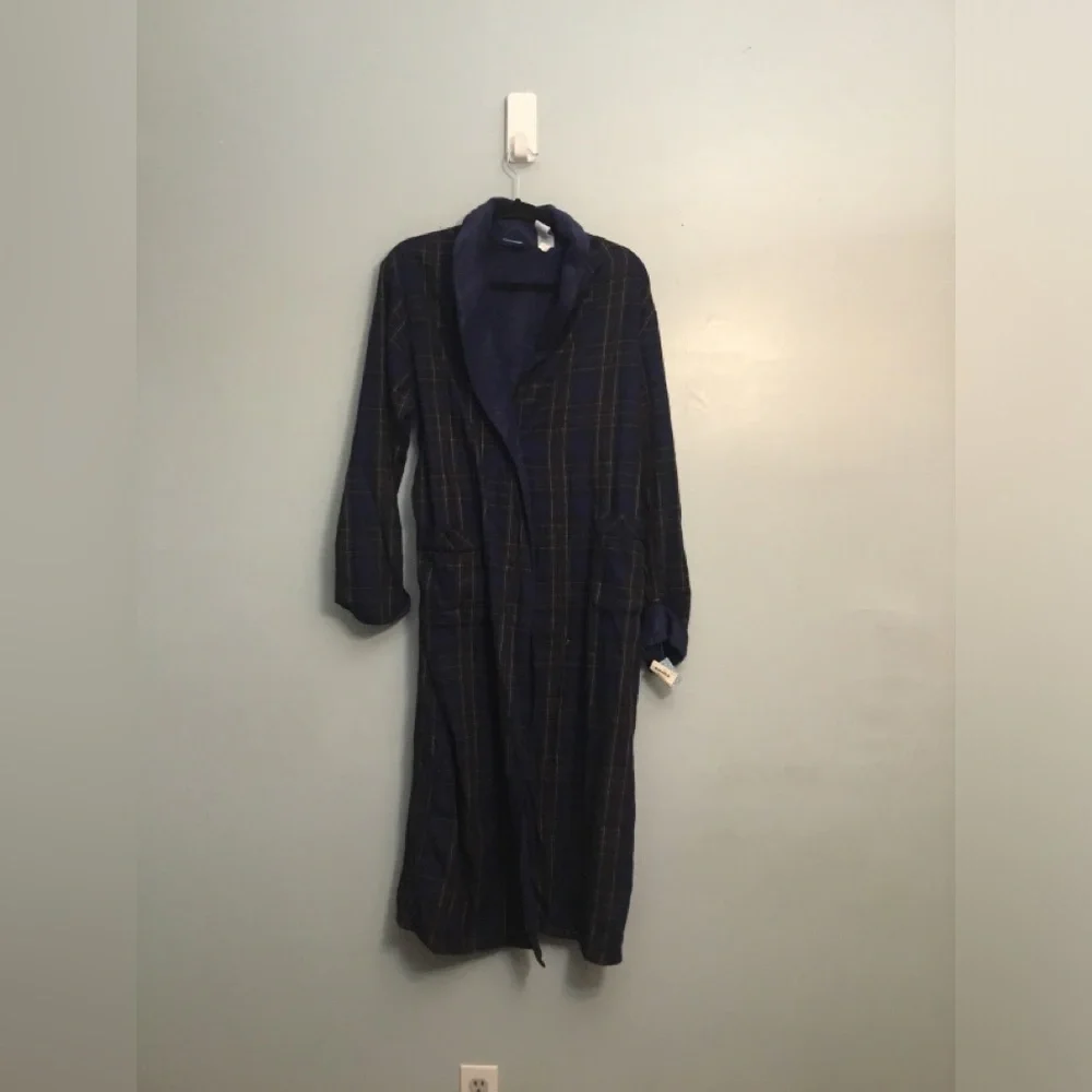 Kohl's Navy Plaid Fleece-Lined Women's Robe